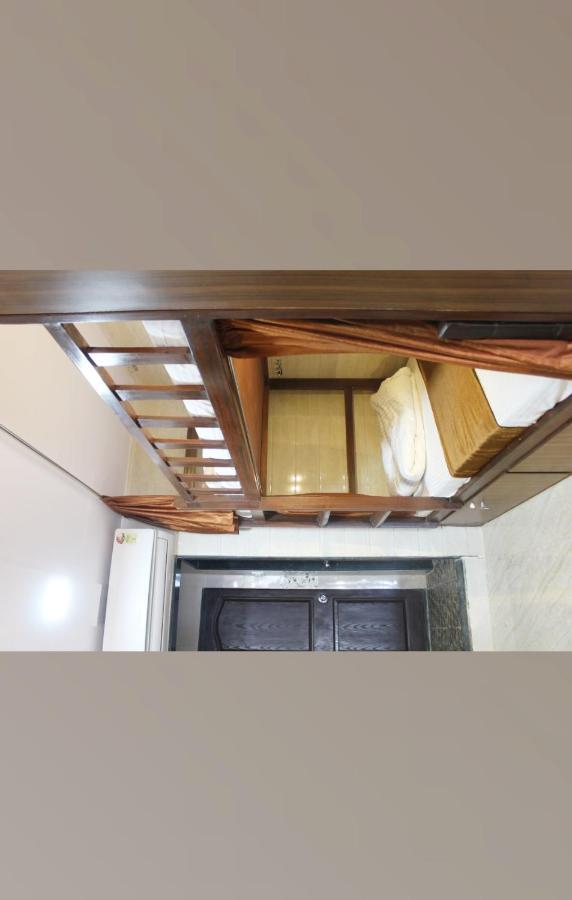 Awesome Dormitory Male Only Mumbai Kültér fotó